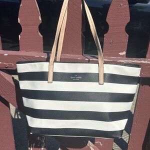 Kate Spade Black/White Wide Striped Purse Tote Bag Pink /Tan Handles Pockets